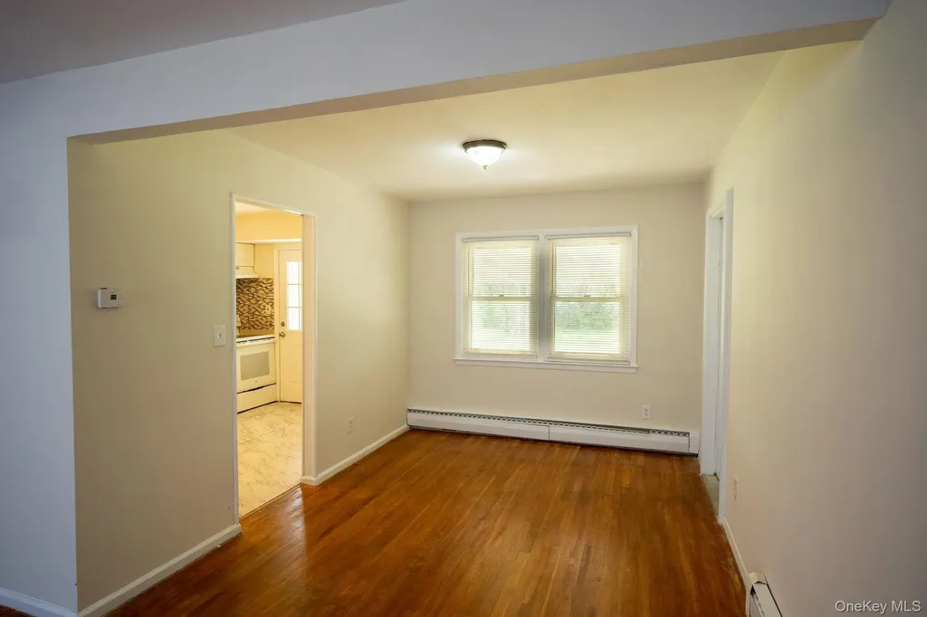 18 Edna Drive Syosset NY 11791