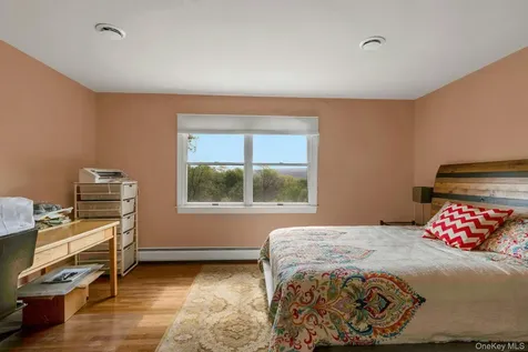 97 Moffat Road Washingtonville NY 10992