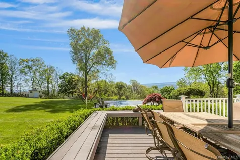 97 Moffat Road Washingtonville NY 10992