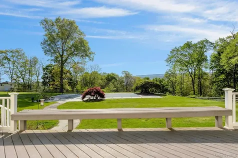 97 Moffat Road Washingtonville NY 10992