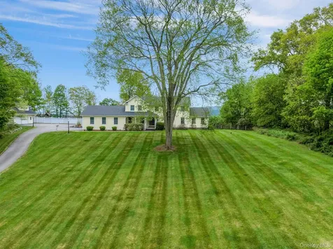 97 Moffat Road Washingtonville NY 10992