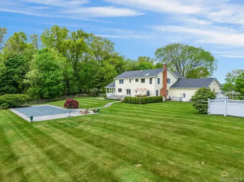 97 Moffat Road Washingtonville NY 10992