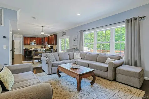 288 Lafayette Avenue Cortlandt Manor NY 10567