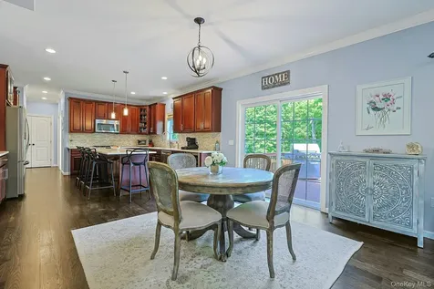 288 Lafayette Avenue Cortlandt Manor NY 10567