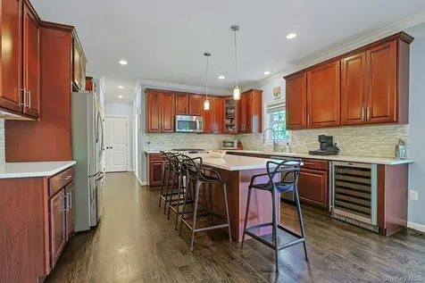 288 Lafayette Avenue Cortlandt Manor NY 10567