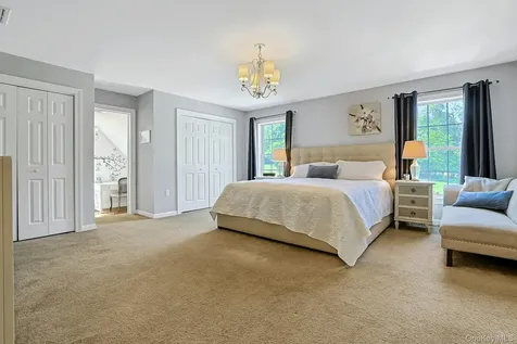 288 Lafayette Avenue Cortlandt Manor NY 10567