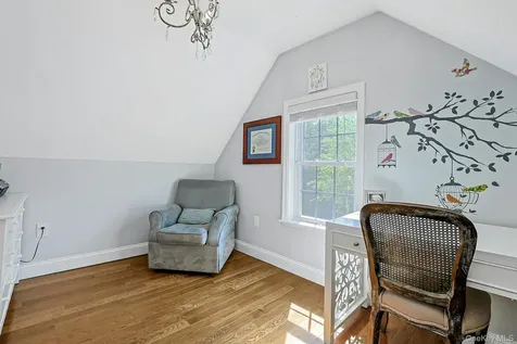 288 Lafayette Avenue Cortlandt Manor NY 10567