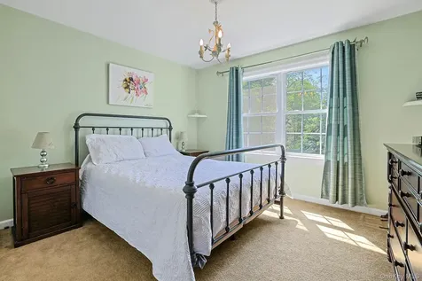 288 Lafayette Avenue Cortlandt Manor NY 10567