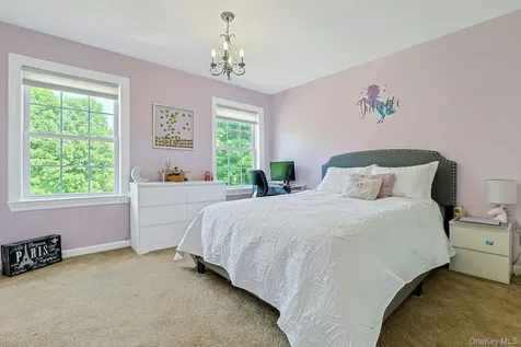 288 Lafayette Avenue Cortlandt Manor NY 10567