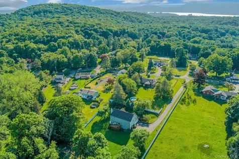 288 Lafayette Avenue Cortlandt Manor NY 10567