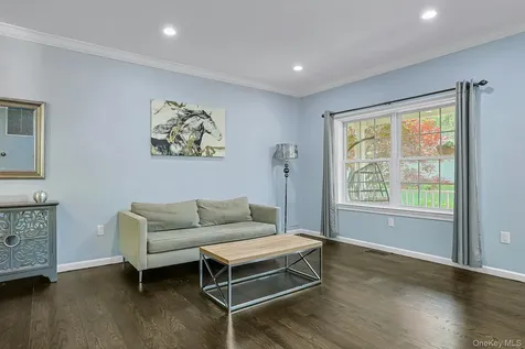 288 Lafayette Avenue Cortlandt Manor NY 10567