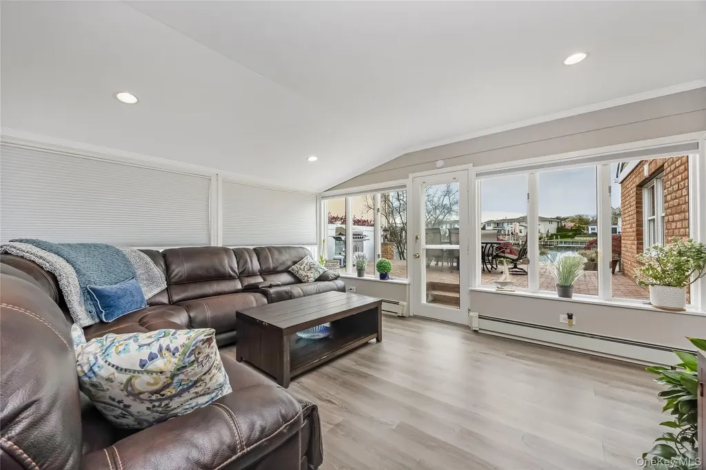 209 W Shore Drive Massapequa NY 11758