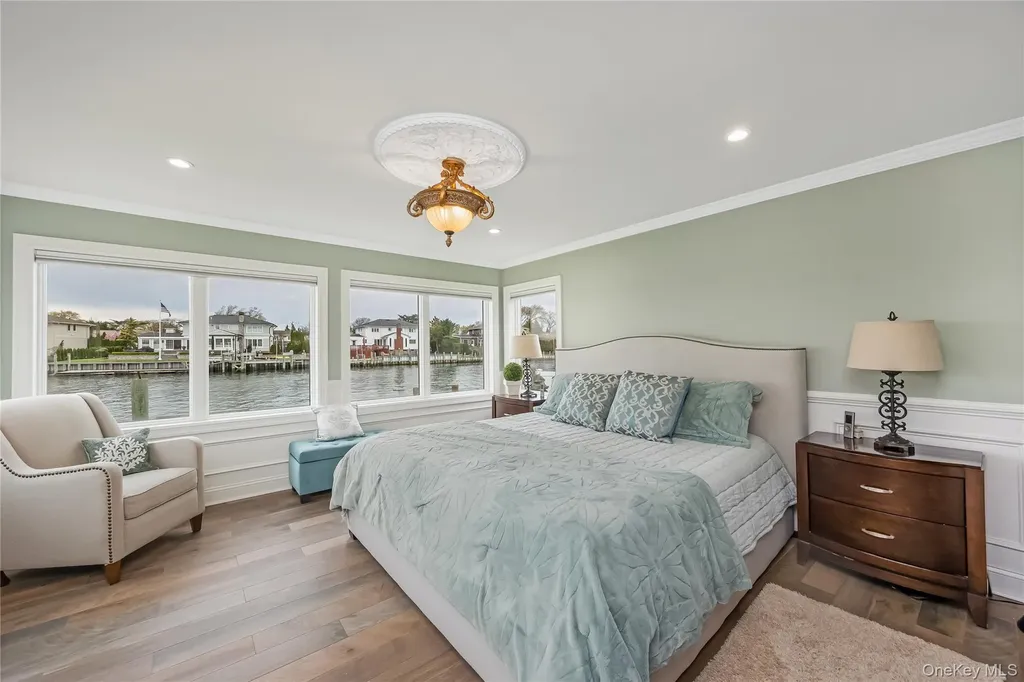 209 W Shore Drive Massapequa NY 11758