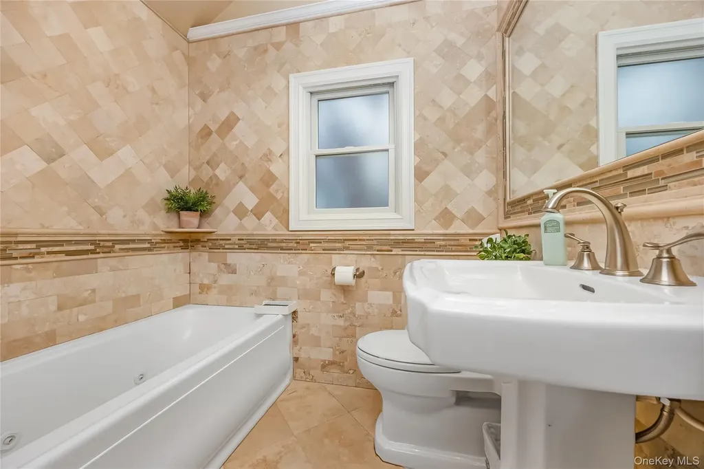 209 W Shore Drive Massapequa NY 11758
