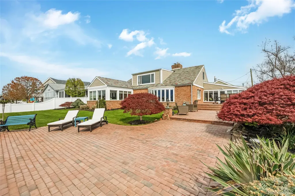 209 W Shore Drive Massapequa NY 11758