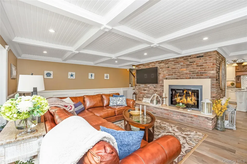 209 W Shore Drive Massapequa NY 11758