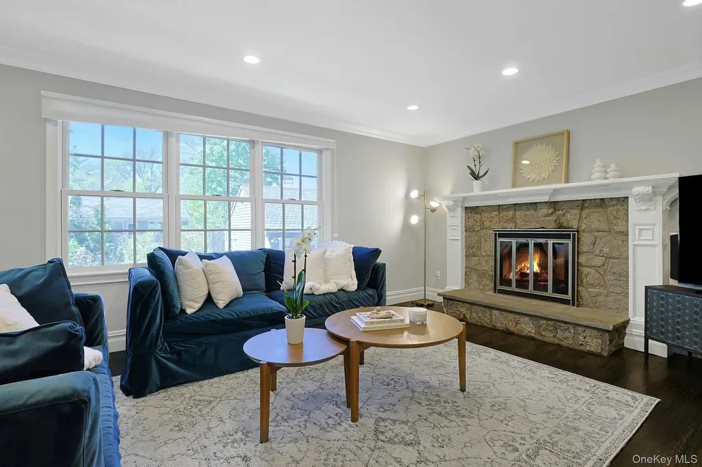 33 Lawrence Road Scarsdale NY 10583