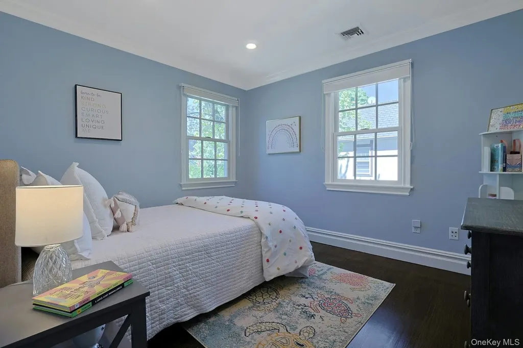 33 Lawrence Road Scarsdale NY 10583