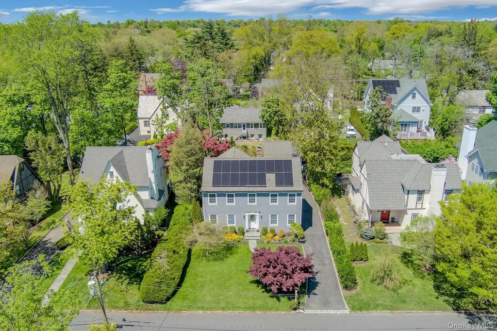 33 Lawrence Road Scarsdale NY 10583