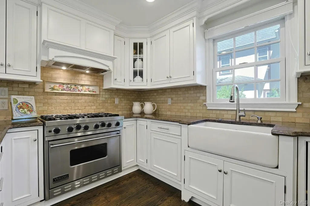 33 Lawrence Road Scarsdale NY 10583