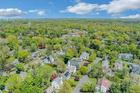 33 Lawrence Road Scarsdale NY 10583
