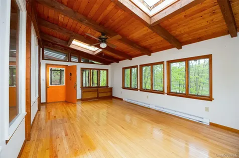 112 Old Sylvan Lake Road Hopewell Junction NY 12533