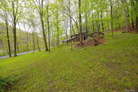 112 Old Sylvan Lake Road Hopewell Junction NY 12533