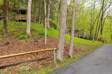 112 Old Sylvan Lake Road Hopewell Junction NY 12533