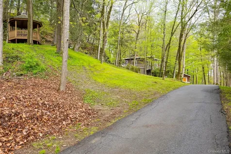 112 Old Sylvan Lake Road Hopewell Junction NY 12533