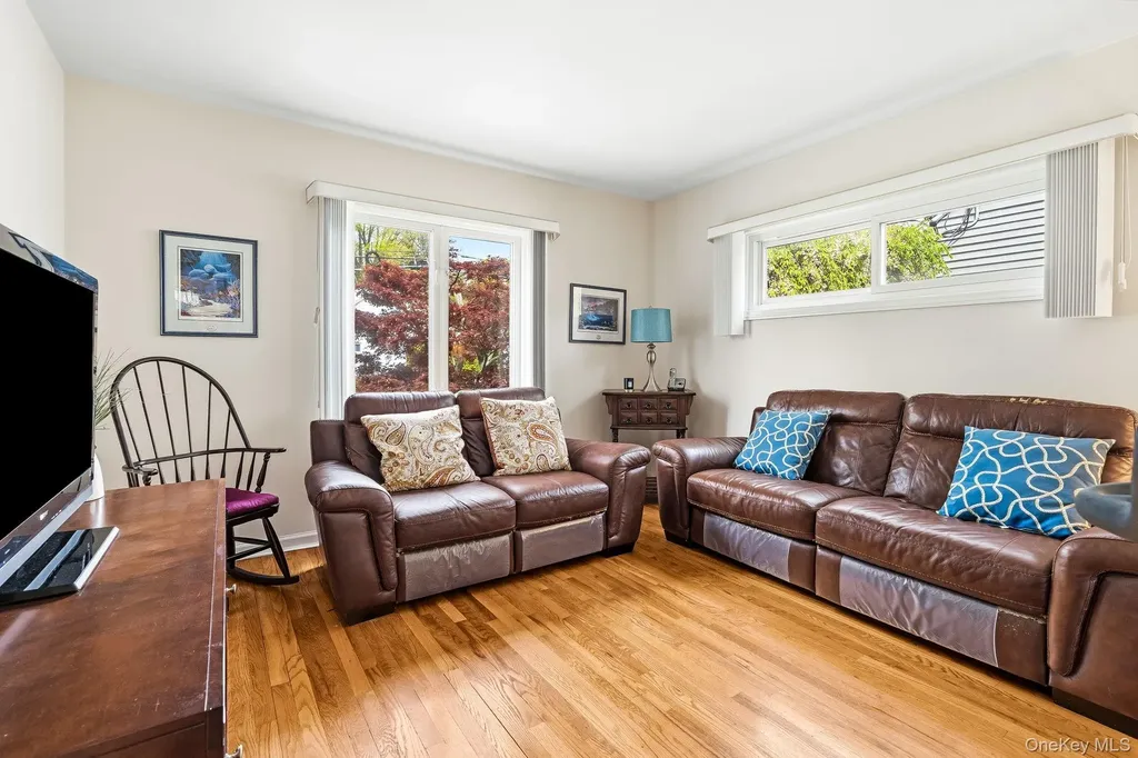 95 Smith Avenue White Plains NY 10605