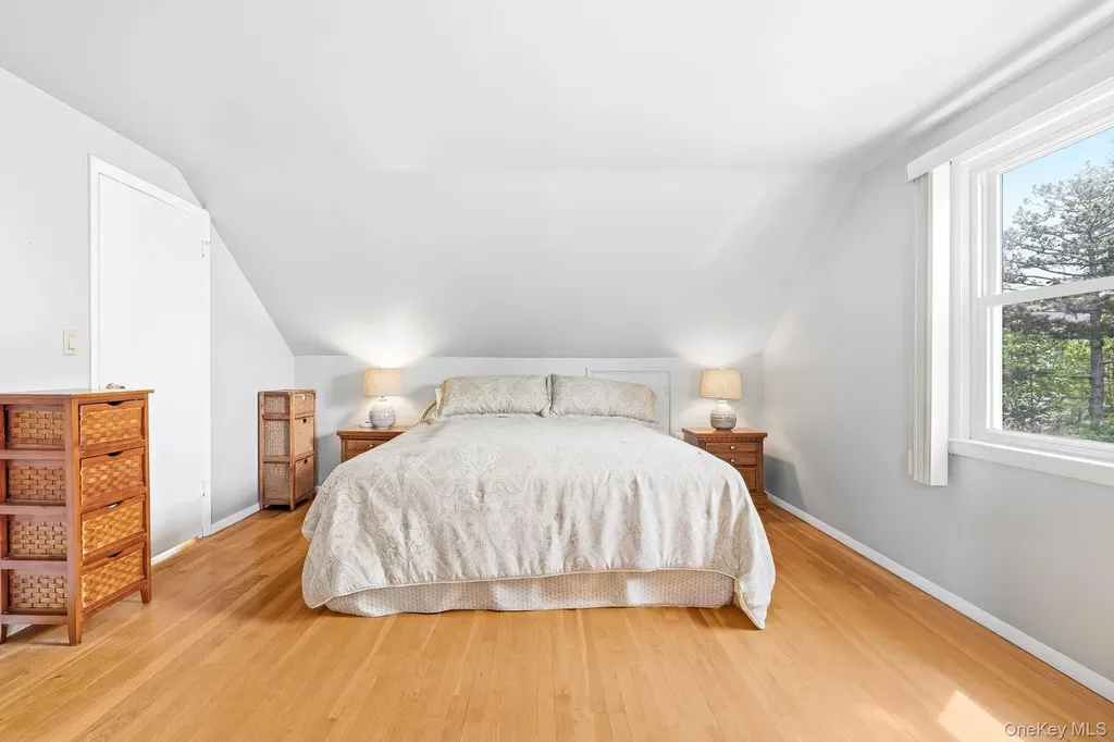 95 Smith Avenue White Plains NY 10605