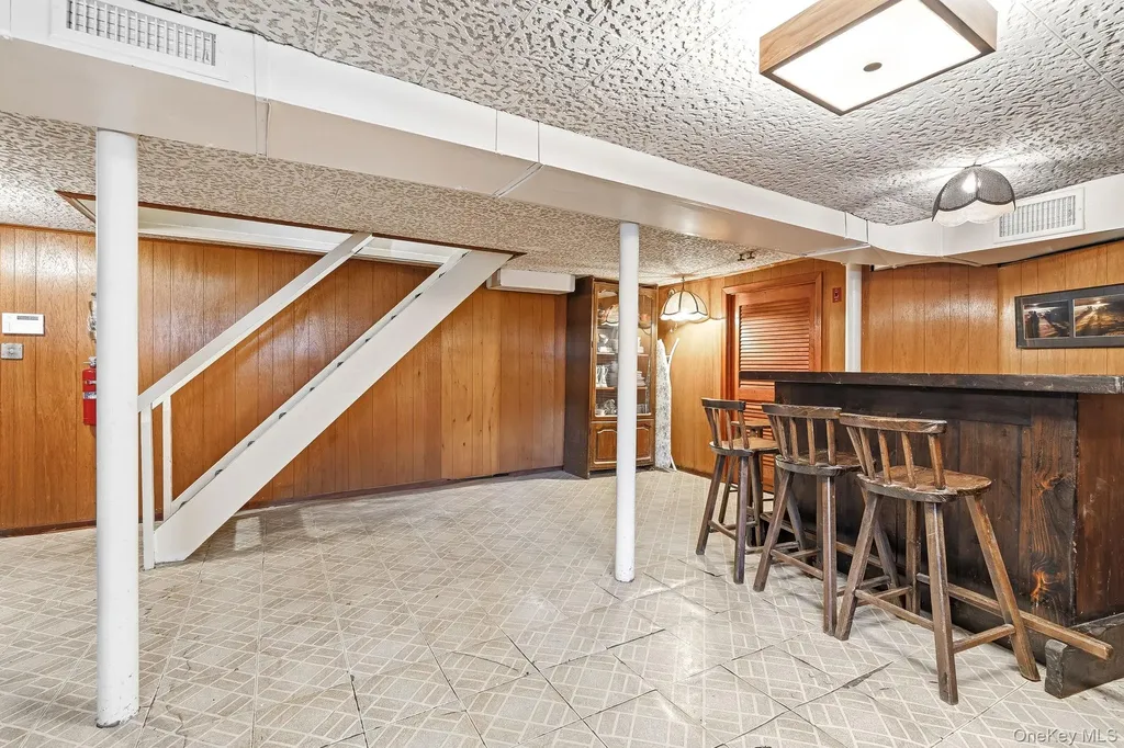 95 Smith Avenue White Plains NY 10605