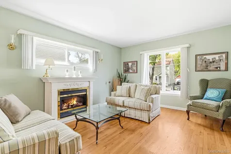 95 Smith Avenue White Plains NY 10605
