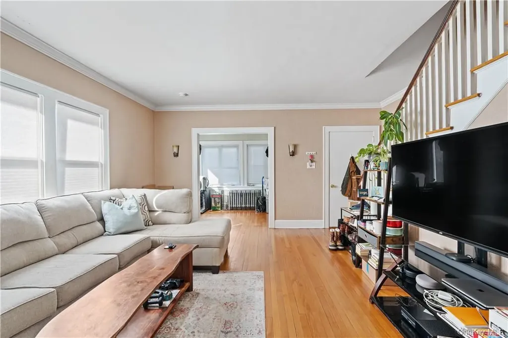 204 Lakeview Avenue West Harrison NY 10604