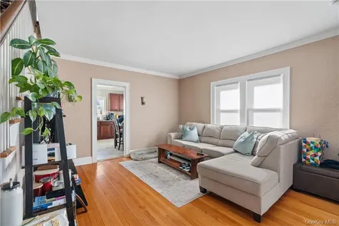 204 Lakeview Avenue West Harrison NY 10604