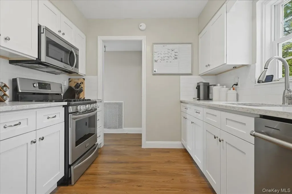 52 Wisteria Avenue Mineola NY 11501