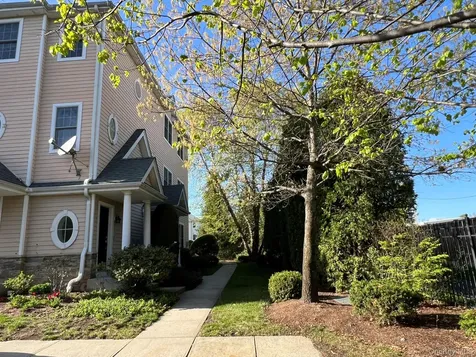 1311 Half Moon Bay Drive Croton-on-hudson NY 10520