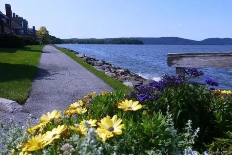 1311 Half Moon Bay Drive Croton-on-hudson NY 10520