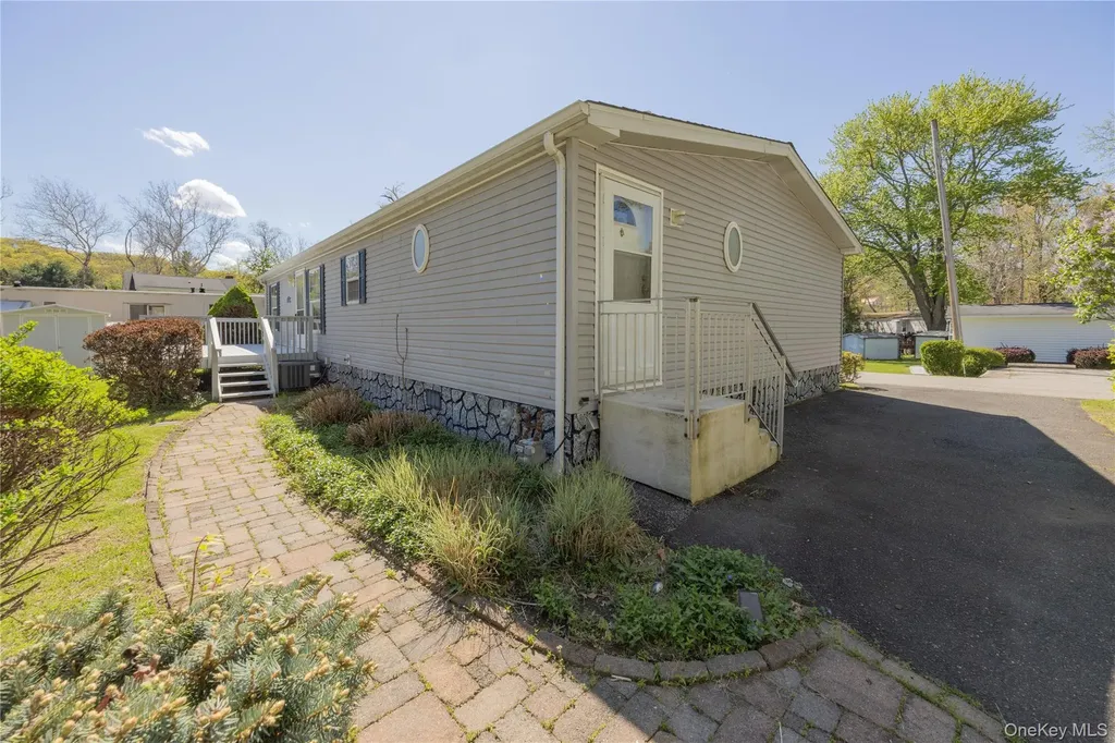 39 Cedar Flats Road Stony Point NY 10980