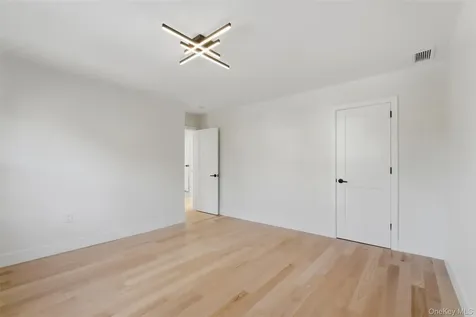 40 Calhoun Avenue New Rochelle NY 10801