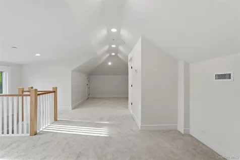 40 Calhoun Avenue New Rochelle NY 10801