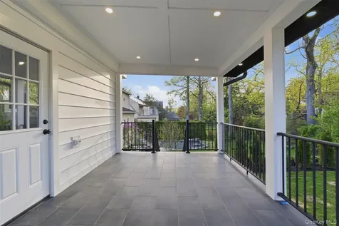 40 Calhoun Avenue New Rochelle NY 10801