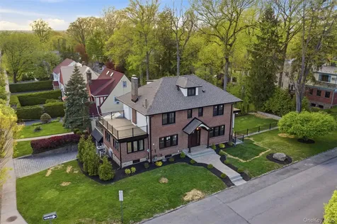 40 Calhoun Avenue New Rochelle NY 10801