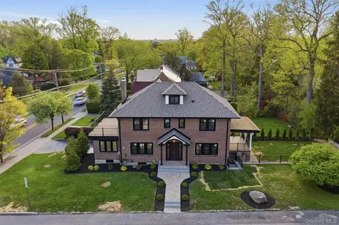 40 Calhoun Avenue New Rochelle NY 10801