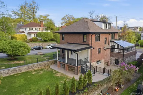 40 Calhoun Avenue New Rochelle NY 10801