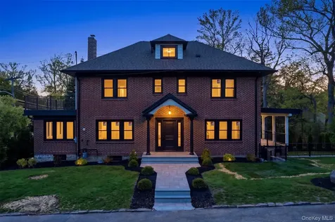 40 Calhoun Avenue New Rochelle NY 10801