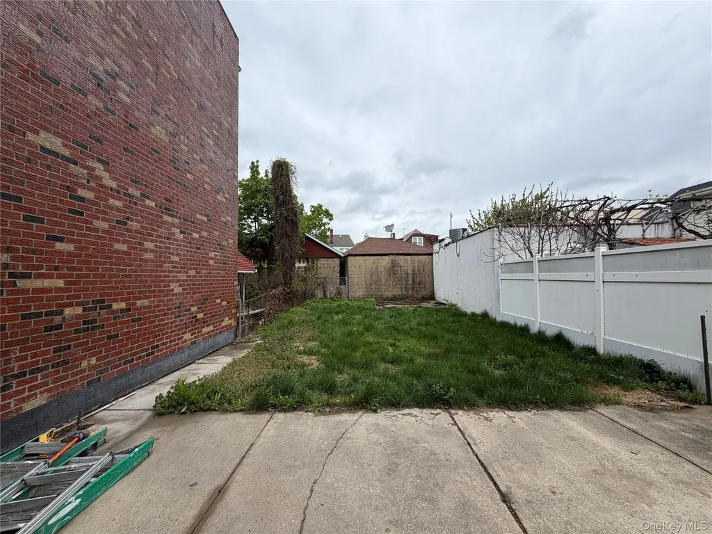7039 57th Drive Maspeth NY 11378