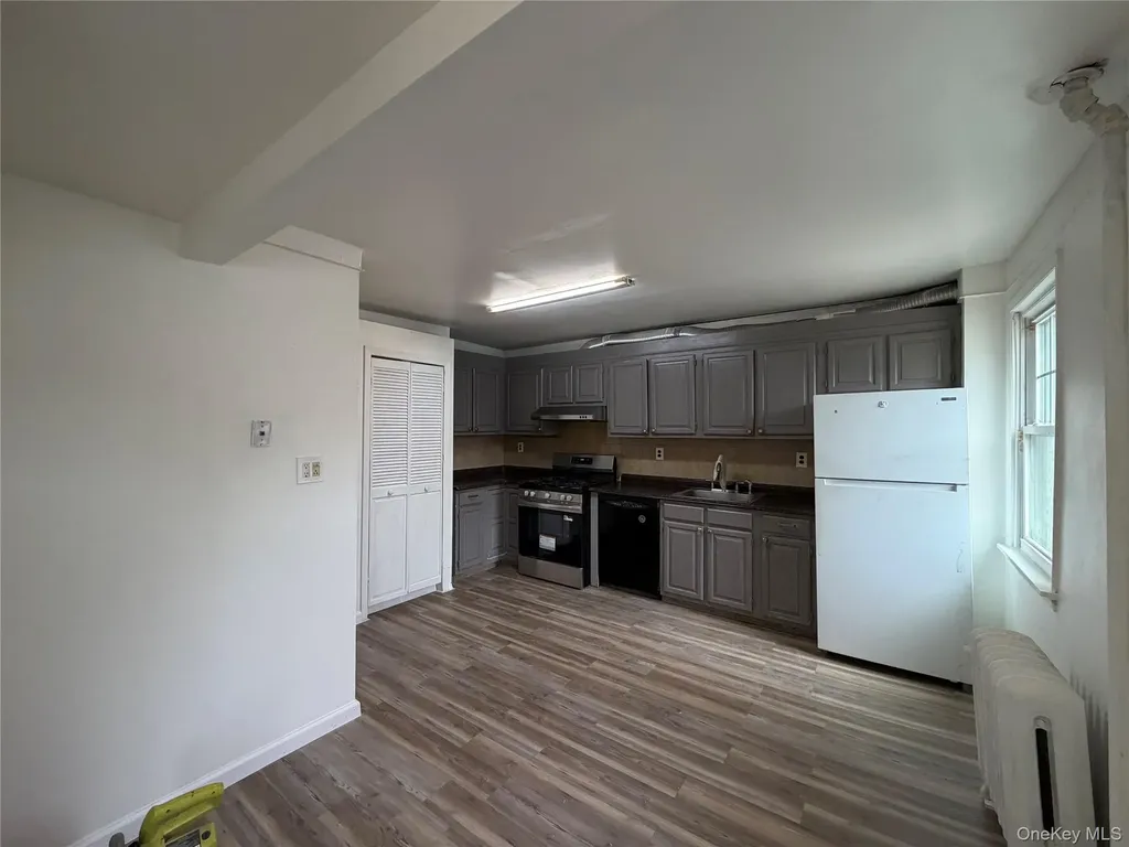 7039 57th Drive Maspeth NY 11378