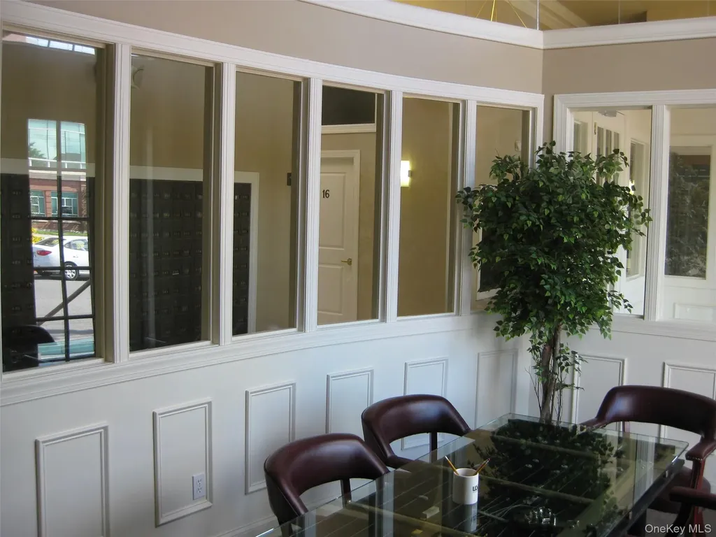 21 W 2nd Street Riverhead NY 11901