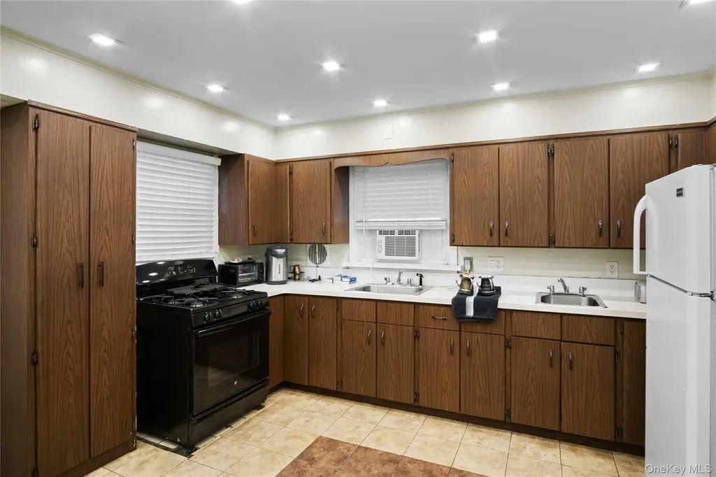 37 Nelshore Drive Monticello NY 12701